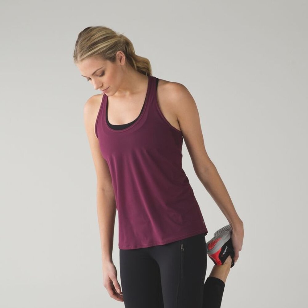 Lululemon Women's Tranquil Tank - Dark Red